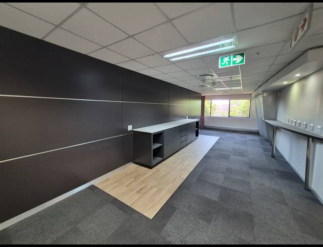 536M² OFFICE TO LET IN WOODMEAD